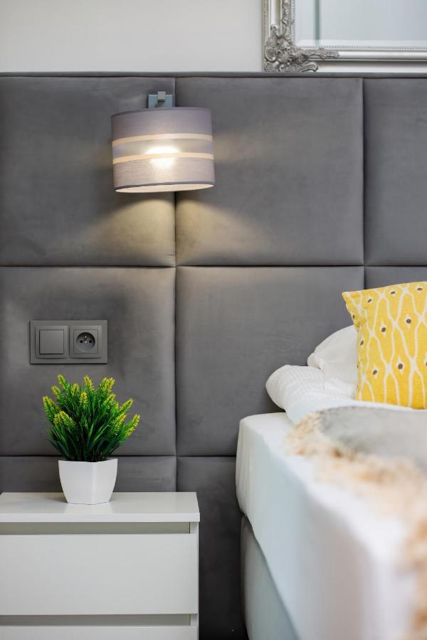 Apartments With Parking Warsaw Business Center By Noclegi Renters Exterior foto